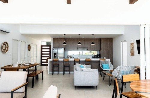 Avellanas Beach House | 3-bedroom newly-built house in fabulous Playa Avellanas with AC, WiFi, Pool
