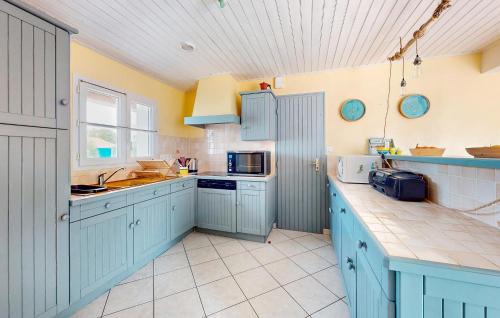Barbatre House | 3 Bedroom Nice Home In Barbatre