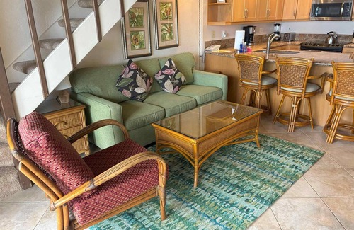Honokowai Resort | 3-bedroom Papakea resort in enchanting Lahaina adjacent to Kaanapali with AC