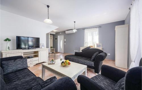 Lovrecica House | 3 Bedroom Stunning Home In Lovrecica