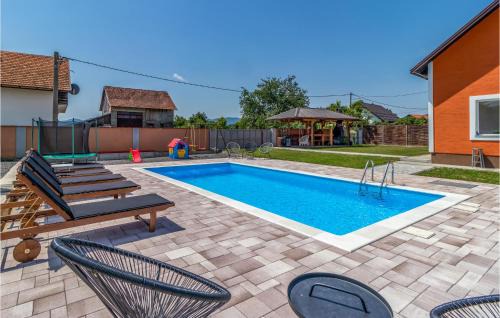 Otocac House | 3 Bedroom Stunning Home In Otocac