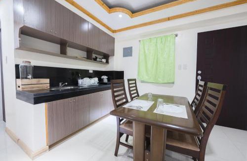 Baguio Apartment | 3 Bedroom Unit with Breakfast for 2pax
