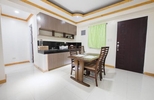 Baguio Apartment | 3 Bedroom Unit with Breakfast for 2pax