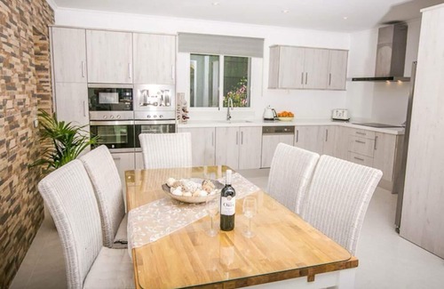 Costa Nova Villa | 3 bedroom villa in Javea