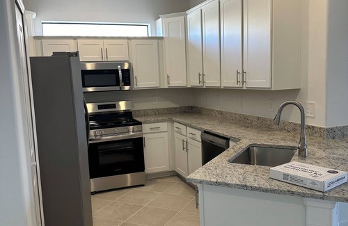Lakewood Ranch Villa | 3-bedroom villa in excellent Bradenton with AC, fitness room, WiFi