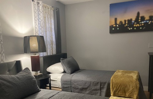 Dwight House | 3 BEDROOM/WALKING DISTANCE to YALE UNIVERSITY