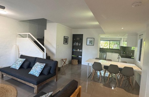 Noosa Heads Villa | 3 Bedroomed family friendly villa walking distance to Hastings Street and coast.