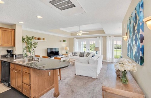 Reunion House | 3 Bedrooms/2.5 Bathrooms/Reunion (7635 HC)