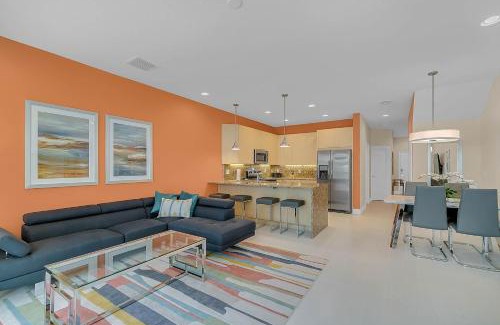 Four Corners Apartment | 3 bedrooms pool home with clubhouse amenities Retreat