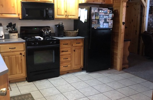 Pittsburg Cabin | 3 Bedrooms w/Additional Loft AreanBeautiful & Private ATV and Snowmobile Access