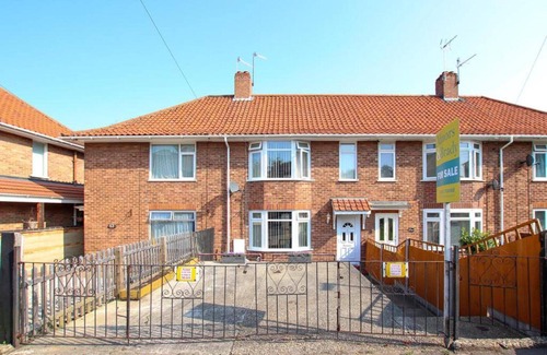 Norwich House | 3 Beds Sleeps 8 House Near California Cliffs Park