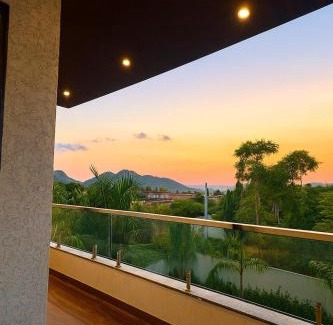 Jaipur District House | 3 BHK Farm with 2 jacuzzi, Pool, Lawn & Mountain View