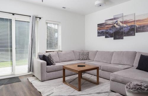 Victor House | 3 BR Caribou Ct Townhome - Victor