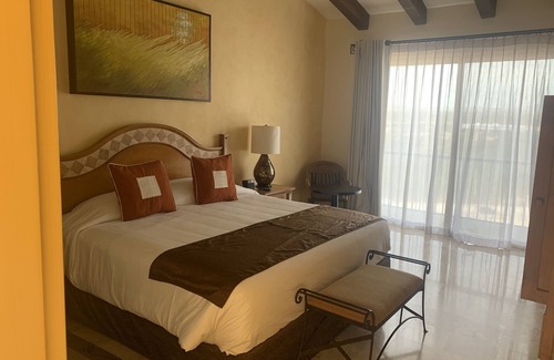 Los Cabos Resort | 3 BR WATERFRONT PH VILLA DEL ARCO- inquire about other size units also available