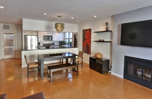Marina Peninsula Condo | 3 Car Garage Parking With Ocean Views!