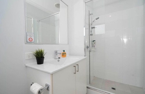 Cloverdale Apartment | 3 Fresh Sparkling Apt 2br 2ba Cloverdale