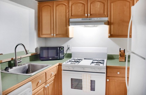 Key Biscayne Apartment | 3 guests Beautiful Loft One Bedroom Suite