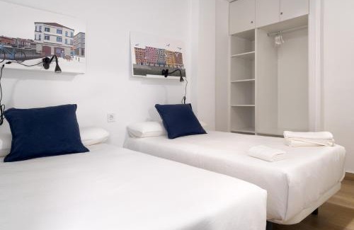 San Francisco Apartment | 3 hab dobles, 2 baños, AC, junto al Casco Viejo OL