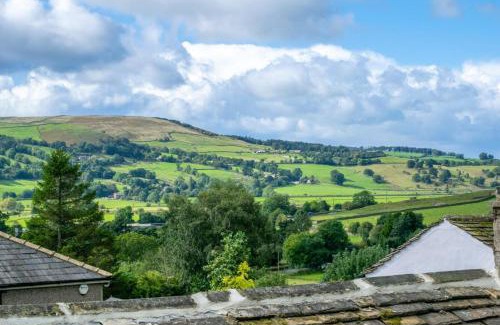 Low Bradley House | 3 Ivy Terrace