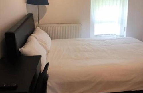 Pontcanna House | 3 Luxury En-suite Bedrooms
