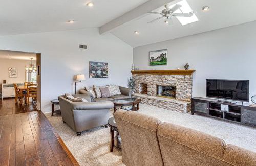 Huntington Beach House | 3 Mi to Huntington State Beach Home with Backyard!