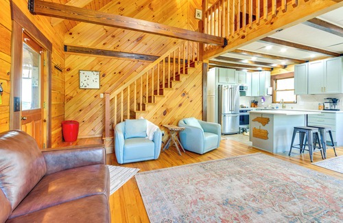 Galax Cabin | 3 Mi to Main St Galax: BBQ-Ready Home w/Fire Pit!