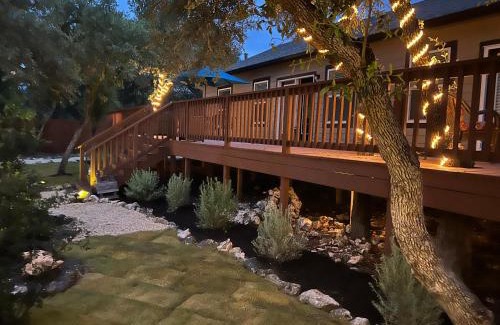 Canyon Lake House | 3-night dis count Secluded Retreat HotTub FirePit