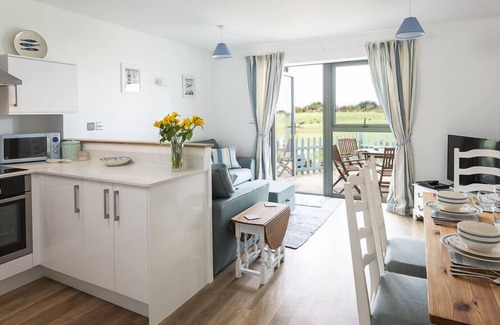 Kingsbridge Cottage | 3 Ocean Reach