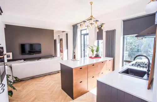 Chugureti Apartment | 3-Person Apartment - By Wehost