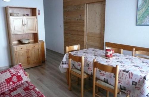 Prapoutel Apartment | 3 pièces au pied des pistes avec balcon et coin cuisine équipé - FR-1-557-33