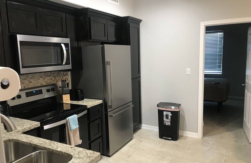 Aransas Pass Apartment | 3- Queens/ sleeps 6