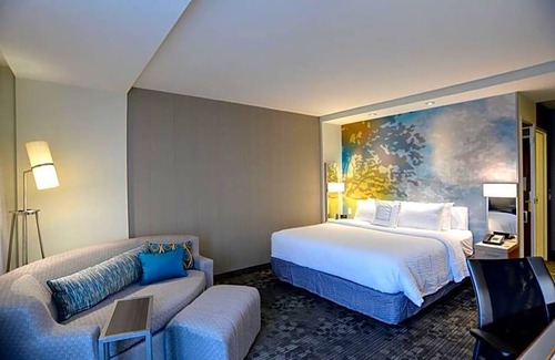 Grandview Heights Hotel | 3-Star Hotel ∙ Courtyard by Marriott Columbus OSU