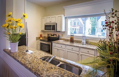 Lackey Resort | 3 Units: 4BR Estate Sleep 14, 4BR Towns Sleep 12, 1BR Estate Sleeps 4 Resort