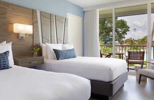 Pinellas Point Hotel | 3 Units | Serene Getaway w/Pool Access | Adventure & City Excitement Nearby