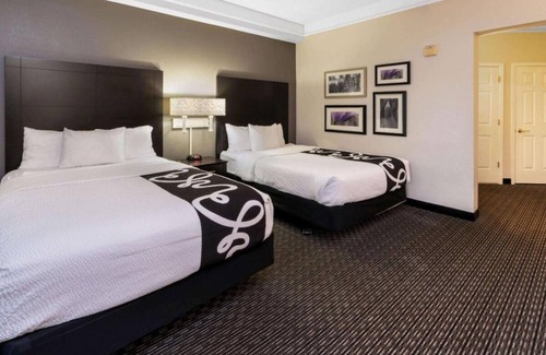 Superstition Springs Hotel | 3 x 2 Double Beds at La Quinta Inn & Suites by Wyndham Mesa Superstition Springs