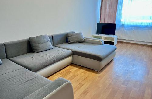 Muhlenberg Apartment | 3-Zimmer Apartment in Hannover Mühlenberg
