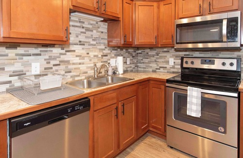 Kearney House | 30+ Day Lease, Fully Furnished, Entire Unit with Attached Garage, Fenced-In Yard