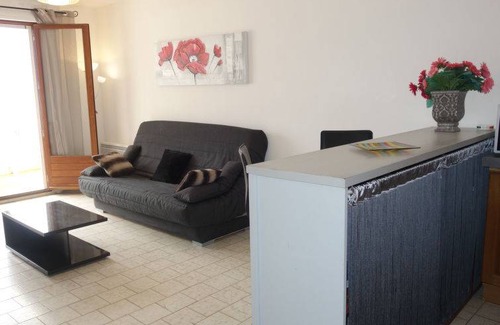 Saint-Cyr-sur-Mer Apartment | 30 m² Apartment ∙ 1 bedroom ∙ 2 guests
