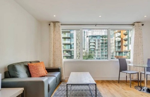 Isle of Dogs Apartment | 30 m² Apartment ∙ 1 bedroom ∙ 2 guests