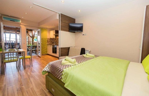 Crikvenica Apartment | 30 m² Apartment ∙ 2 guests