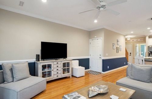 Sunset Point House | 30 Night Minimum Stay - Lavish Townhome with Community Pool & Dock