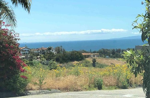 Central Malibu Apartment | 30 PCT OFF! Malibu Serene Cabin, Ocean View, Beach