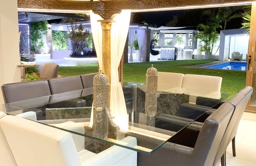 San Pedro de Alcantara Villa | 300 meters from beach, children's playground, heated pool, exterior kitchen/BBQ