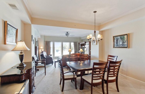 Shelter Cove House | 304 Main Sail