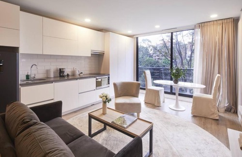 Antiguo Country House | 305 New Fancy Loft Parque El Virrey by LETOH