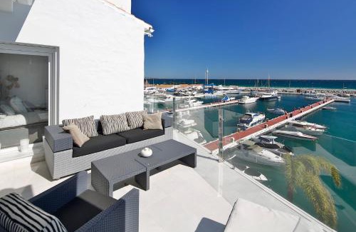 Puerto Banus Apartment | 306 -Luxury Selection- Puerto Banus Marbella Front Line Penthouse