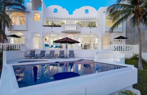 Santa Maria Huatulco Villa | 3067 - Casa Blanca