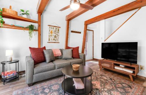 Banner Elk Apartment | 30A Creekside