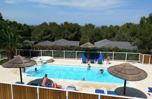 Agde Ski Chalet | 30m2 air-conditioned 2-bedroom chalet near Cap d'Agde beaches
