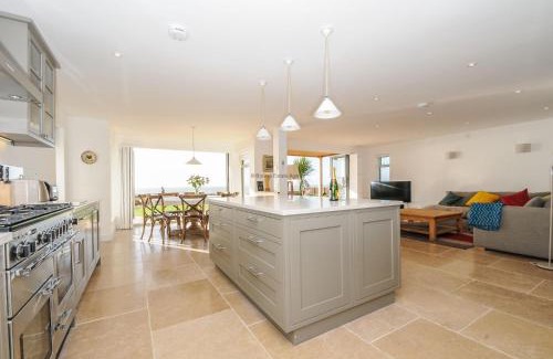 East Wittering House | 31 Marine Close, West Wittering